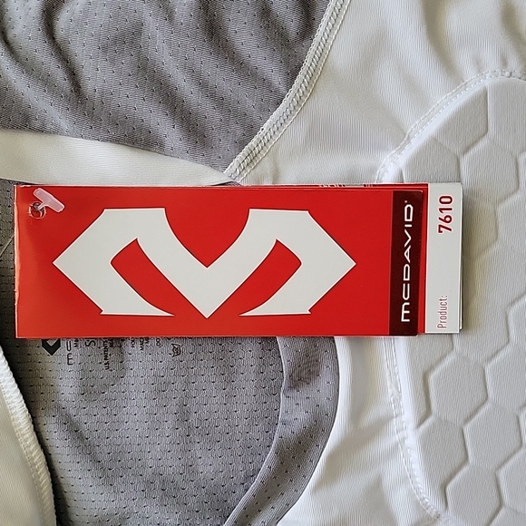 McDavid Mens Hex Sternum Shirt Size Small Bodyshirt w Mesh Top White & Gray - Picture 6 of 11